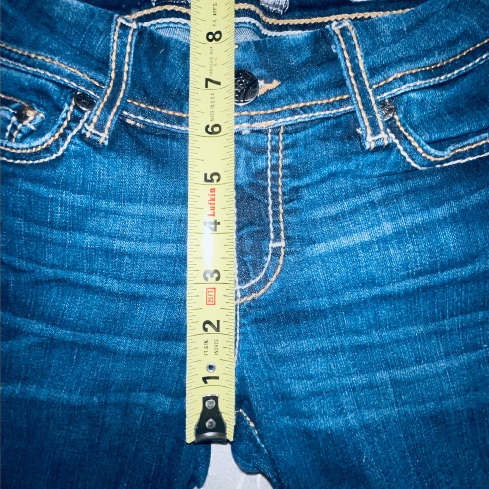 BKE Payton Cropped Stretchy Capri Jeans - Picture 11 of 16